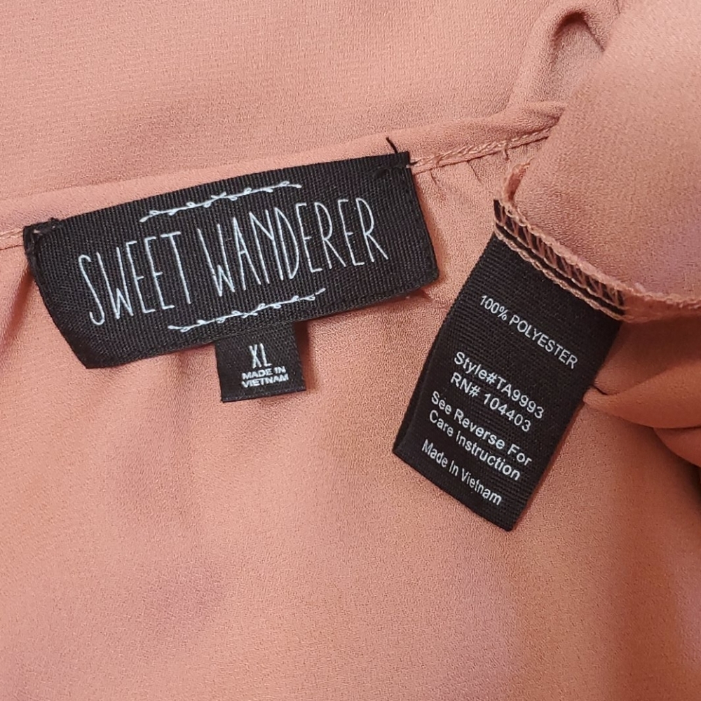 Sweet Wanderer Tie Neck Top - Picture 6 of 6